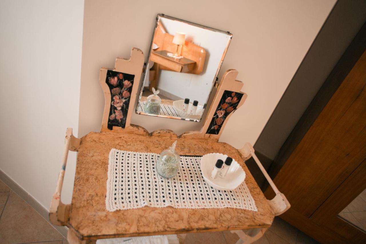 Donna Lina Bed and Breakfast Matera Buitenkant foto